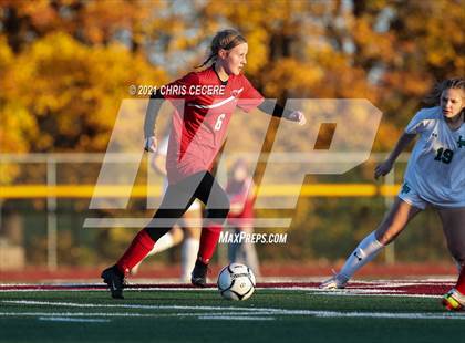 Thumbnail 2 in Lewiston-Porter vs. Palmyra-Macedon (NYSPHSAA Class B Regional Qualifier) photogallery.