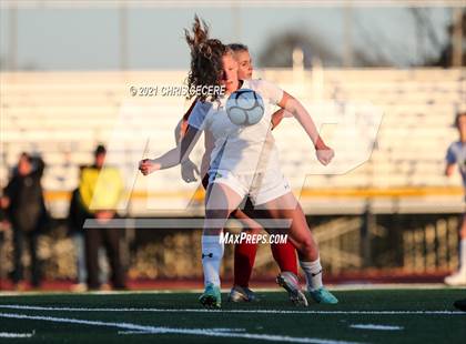 Thumbnail 1 in Lewiston-Porter vs. Palmyra-Macedon (NYSPHSAA Class B Regional Qualifier) photogallery.