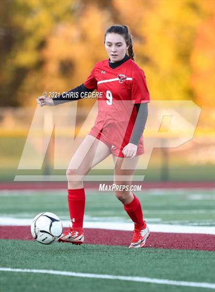 Thumbnail 2 in Lewiston-Porter vs. Palmyra-Macedon (NYSPHSAA Class B Regional Qualifier) photogallery.