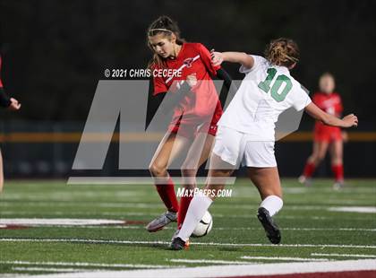 Thumbnail 1 in Lewiston-Porter vs. Palmyra-Macedon (NYSPHSAA Class B Regional Qualifier) photogallery.
