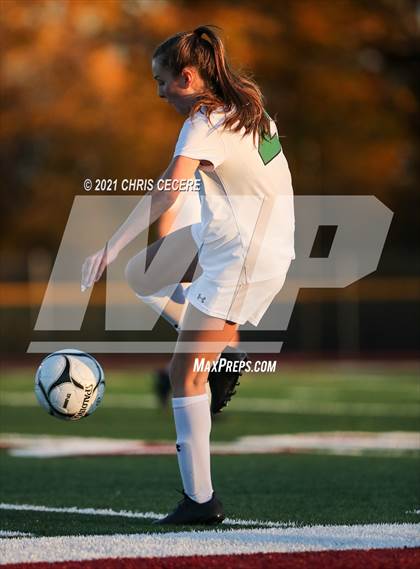 Thumbnail 2 in Lewiston-Porter vs. Palmyra-Macedon (NYSPHSAA Class B Regional Qualifier) photogallery.