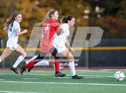 Thumbnail 1 in Lewiston-Porter vs. Palmyra-Macedon (NYSPHSAA Class B Regional Qualifier) photogallery.