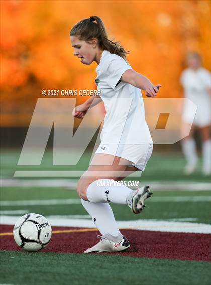 Thumbnail 2 in Lewiston-Porter vs. Palmyra-Macedon (NYSPHSAA Class B Regional Qualifier) photogallery.