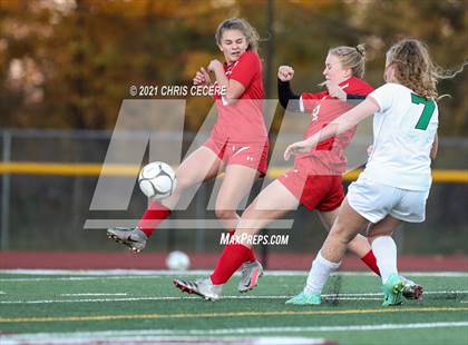 Thumbnail 3 in Lewiston-Porter vs. Palmyra-Macedon (NYSPHSAA Class B Regional Qualifier) photogallery.