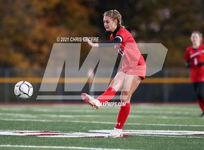 Thumbnail 3 in Lewiston-Porter vs. Palmyra-Macedon (NYSPHSAA Class B Regional Qualifier) photogallery.