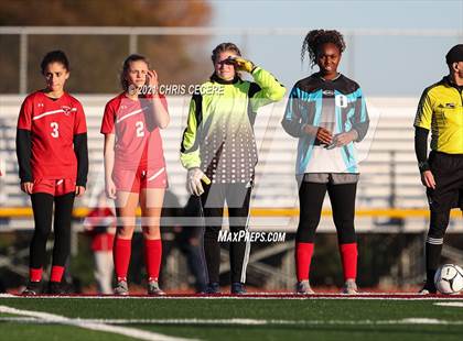 Thumbnail 2 in Lewiston-Porter vs. Palmyra-Macedon (NYSPHSAA Class B Regional Qualifier) photogallery.
