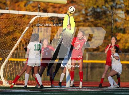 Thumbnail 2 in Lewiston-Porter vs. Palmyra-Macedon (NYSPHSAA Class B Regional Qualifier) photogallery.