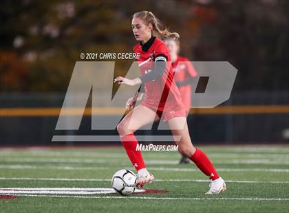 Thumbnail 2 in Lewiston-Porter vs. Palmyra-Macedon (NYSPHSAA Class B Regional Qualifier) photogallery.