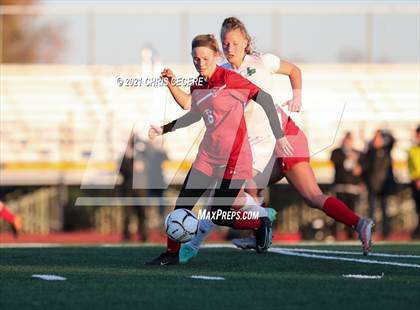 Thumbnail 2 in Lewiston-Porter vs. Palmyra-Macedon (NYSPHSAA Class B Regional Qualifier) photogallery.