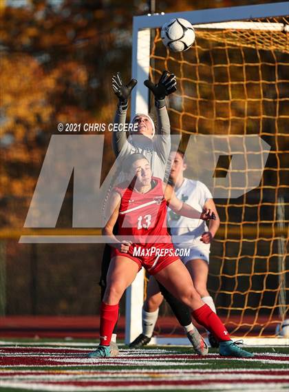 Thumbnail 3 in Lewiston-Porter vs. Palmyra-Macedon (NYSPHSAA Class B Regional Qualifier) photogallery.
