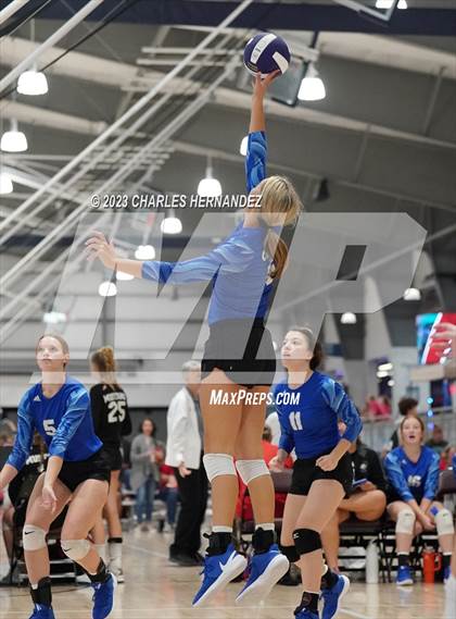 Thumbnail 1 in New Braunfels Thunder vs. Covenant Christian (Aggieland Come and Take It Showdown) photogallery.