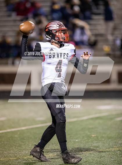 Thumbnail 1 in Terre Haute South Vigo vs Cathedral (IHSAA 5A Round 2 Playoff) photogallery.