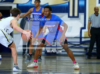 Thumbnail 2 in Washington Prep vs. Capistrano Valley (Bosco Dream Showcase) photogallery.