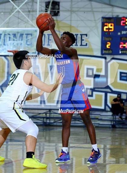 Thumbnail 1 in Washington Prep vs. Capistrano Valley (Bosco Dream Showcase) photogallery.