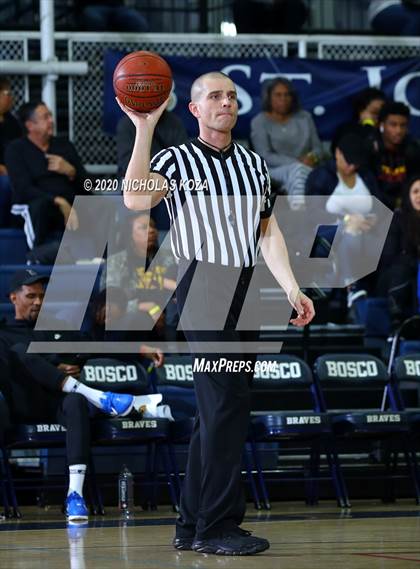 Thumbnail 3 in Washington Prep vs. Capistrano Valley (Bosco Dream Showcase) photogallery.