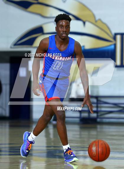 Thumbnail 2 in Washington Prep vs. Capistrano Valley (Bosco Dream Showcase) photogallery.