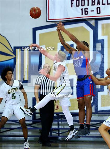 Thumbnail 2 in Washington Prep vs. Capistrano Valley (Bosco Dream Showcase) photogallery.