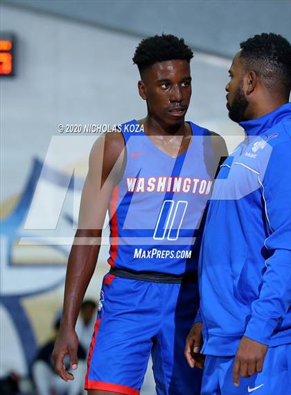 Thumbnail 3 in Washington Prep vs. Capistrano Valley (Bosco Dream Showcase) photogallery.