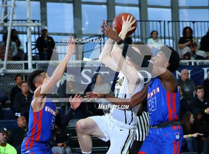 Thumbnail 2 in Washington Prep vs. Capistrano Valley (Bosco Dream Showcase) photogallery.