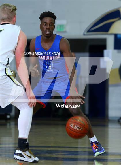 Thumbnail 1 in Washington Prep vs. Capistrano Valley (Bosco Dream Showcase) photogallery.