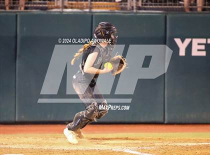 Thumbnail 3 in Liberty vs. Canton (UIL 4A Softball Semifinal) photogallery.