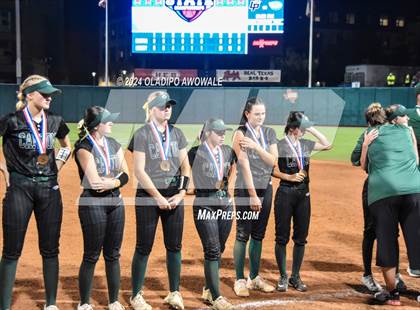 Thumbnail 3 in Liberty vs. Canton (UIL 4A Softball Semifinal) photogallery.