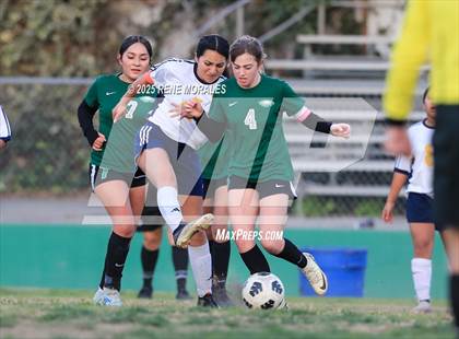 Thumbnail 2 in Wilson vs Eagle Rock photogallery.