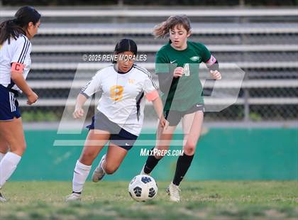 Thumbnail 2 in Wilson vs Eagle Rock photogallery.