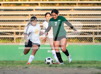 Thumbnail 3 in Wilson vs Eagle Rock photogallery.