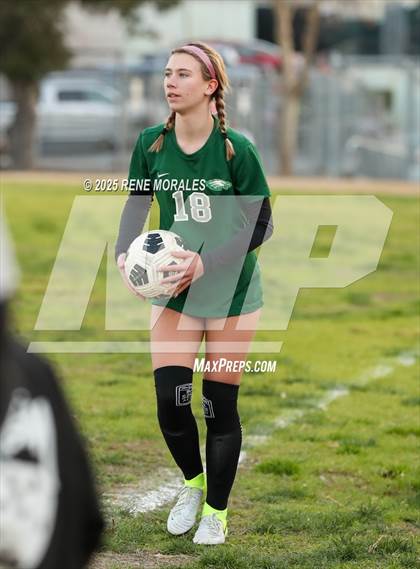 Thumbnail 3 in Wilson vs Eagle Rock photogallery.