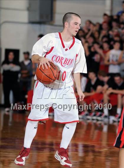 Thumbnail 3 in Corbin vs South Laurel (50th District Championship) photogallery.