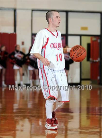 Thumbnail 3 in Corbin vs South Laurel (50th District Championship) photogallery.