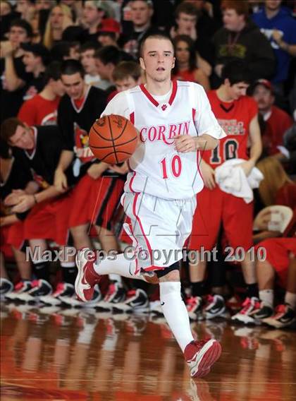 Thumbnail 2 in Corbin vs South Laurel (50th District Championship) photogallery.