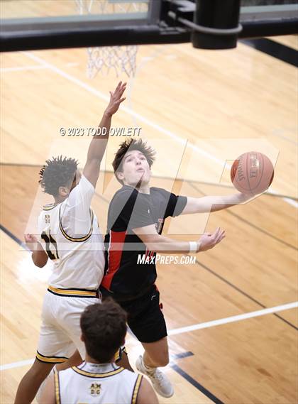 Thumbnail 3 in Hilton vs McQuaid Jesuit (NYSPHSAA AA Sectional Round 1) photogallery.