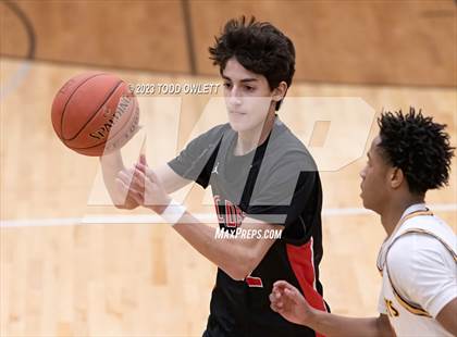 Thumbnail 3 in Hilton vs McQuaid Jesuit (NYSPHSAA AA Sectional Round 1) photogallery.