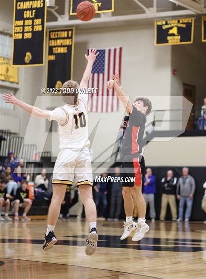 Thumbnail 3 in Hilton vs McQuaid Jesuit (NYSPHSAA AA Sectional Round 1) photogallery.