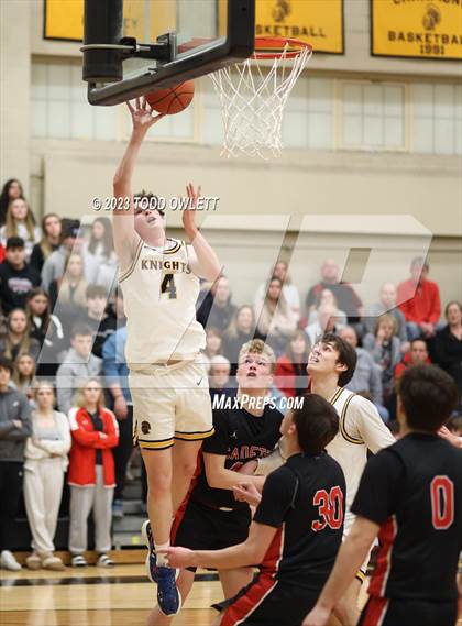 Thumbnail 2 in Hilton vs McQuaid Jesuit (NYSPHSAA AA Sectional Round 1) photogallery.