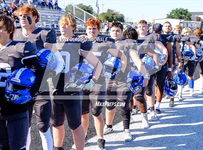 Thumbnail 3 in Whitney vs. Winnsboro (UIL Football 3A Division I Region II Regional Playoff) photogallery.