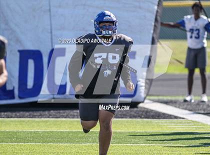 Thumbnail 1 in Whitney vs. Winnsboro (UIL Football 3A Division I Region II Regional Playoff) photogallery.