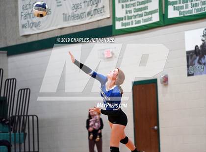 Thumbnail 3 in McMullen County vs. Fayetteville (UIL 1A Regional Semifinal) photogallery.