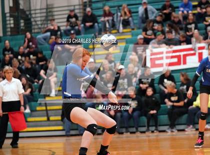 Thumbnail 1 in McMullen County vs. Fayetteville (UIL 1A Regional Semifinal) photogallery.