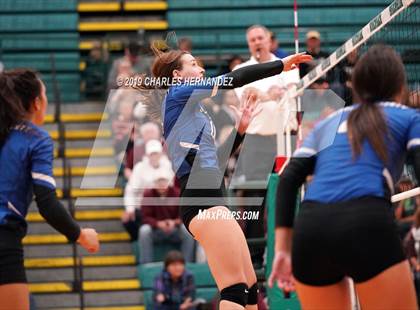 Thumbnail 1 in McMullen County vs. Fayetteville (UIL 1A Regional Semifinal) photogallery.