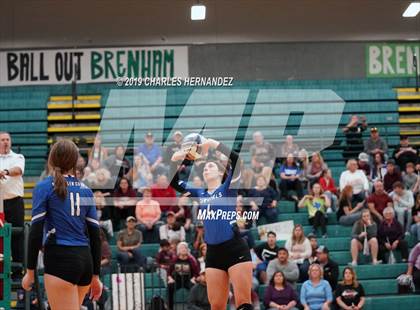 Thumbnail 3 in McMullen County vs. Fayetteville (UIL 1A Regional Semifinal) photogallery.