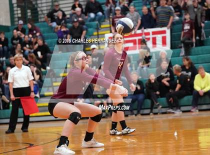 Thumbnail 3 in McMullen County vs. Fayetteville (UIL 1A Regional Semifinal) photogallery.