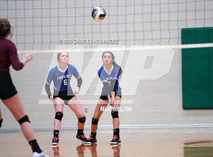 Thumbnail 2 in McMullen County vs. Fayetteville (UIL 1A Regional Semifinal) photogallery.
