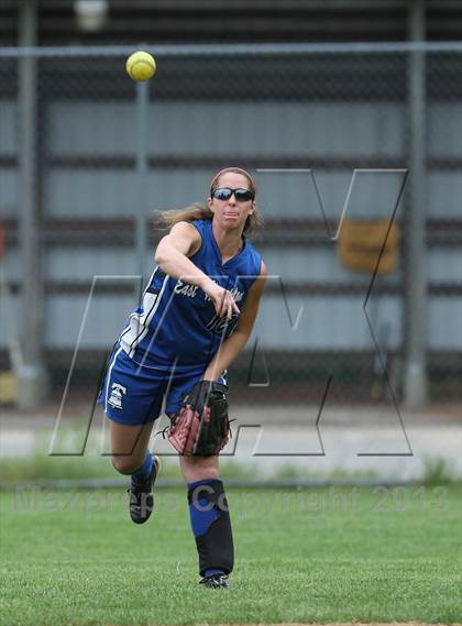 Thumbnail 3 in East Hampton @ Haddam-Killingworth (Shoreline Conference Quarterfinal) photogallery.