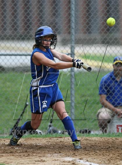 Thumbnail 3 in East Hampton @ Haddam-Killingworth (Shoreline Conference Quarterfinal) photogallery.