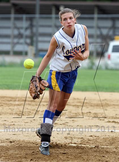 Thumbnail 2 in East Hampton @ Haddam-Killingworth (Shoreline Conference Quarterfinal) photogallery.