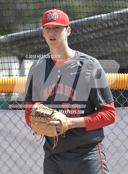 Thumbnail 1 in Mater Dei @ Servite photogallery.