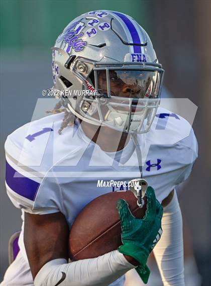Thumbnail 2 in Klein Cain vs Klein Forest photogallery.